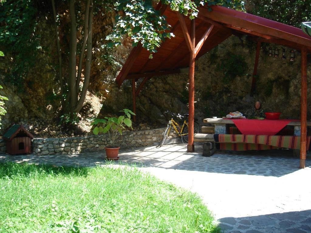 Rem'S Pension Rîşnov Luaran gambar