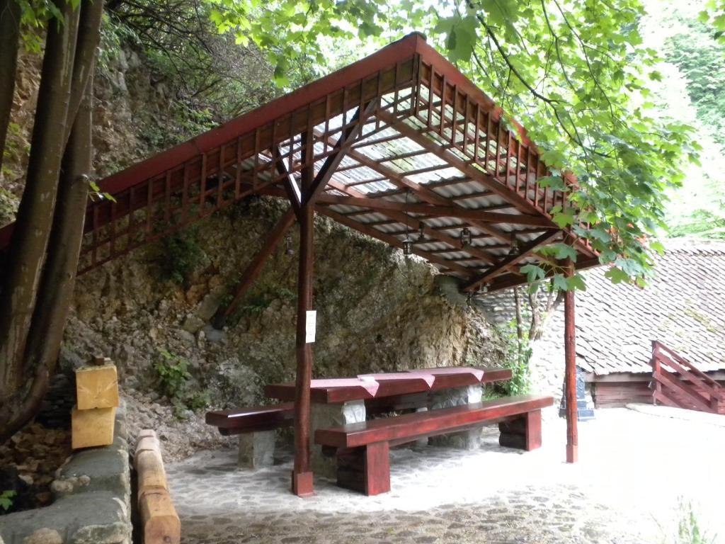 Rem'S Pension Rîşnov Luaran gambar