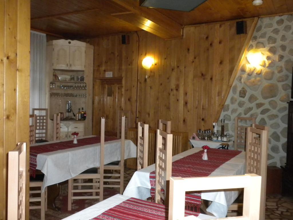 Rem'S Pension Rîşnov Luaran gambar