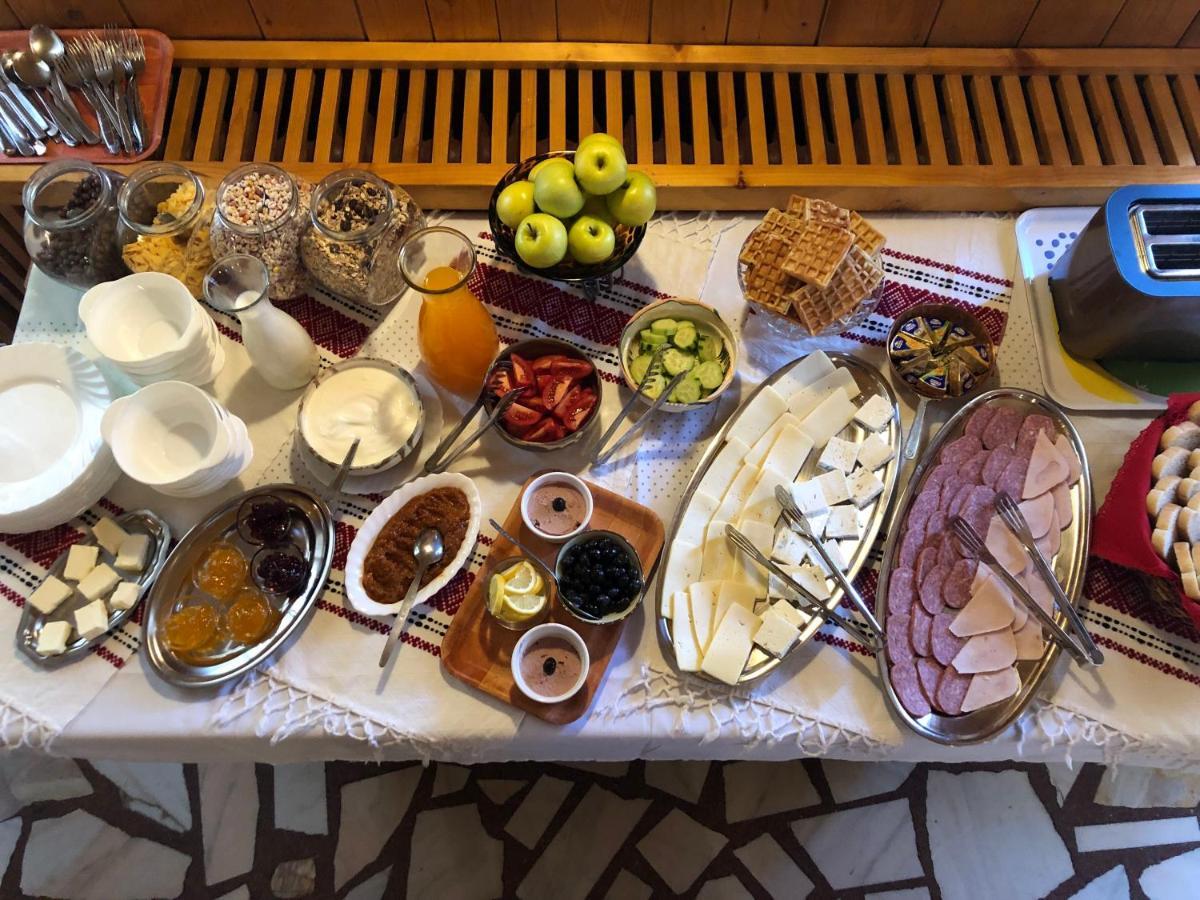 Rem'S Pension Rîşnov Luaran gambar